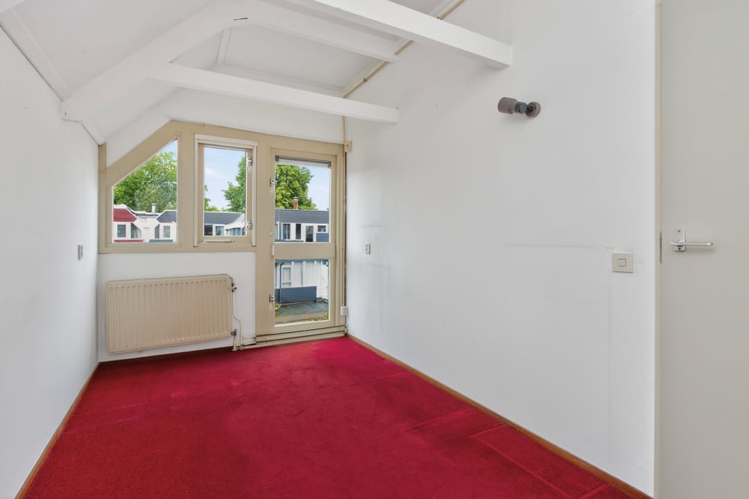 Spacious Family Home with South-Facing Garden in Quiet Fokkesteeg — 26