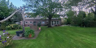 View 360° photos