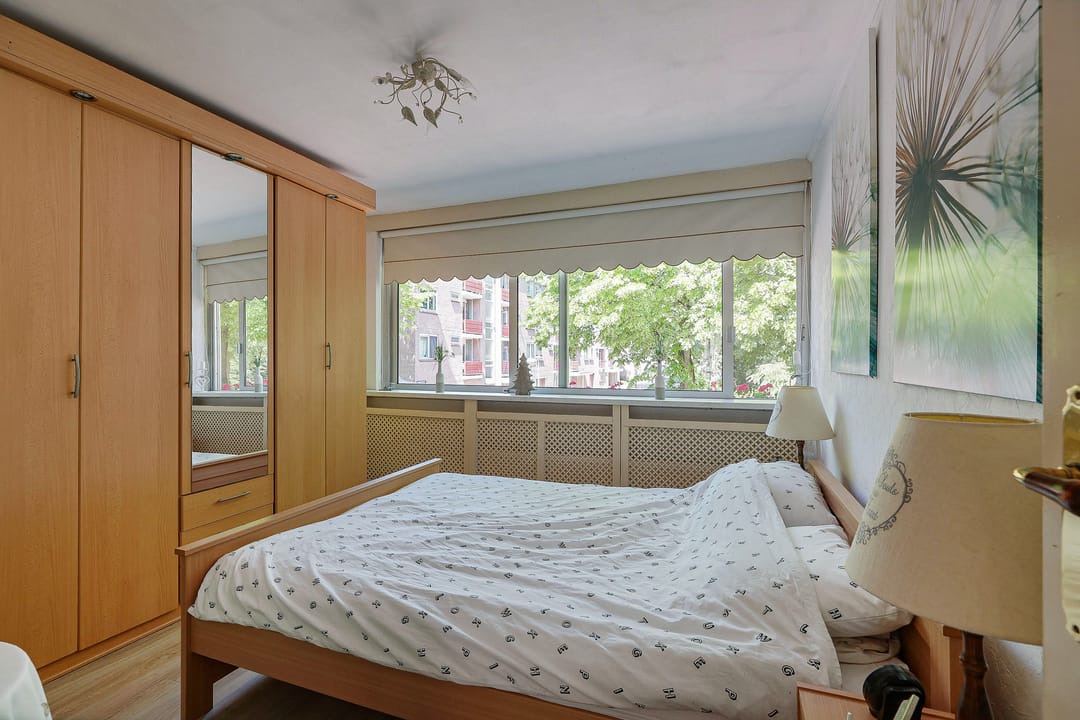 Spacious Corner Home with Expansion Potential in Green Amsterdam North — 16