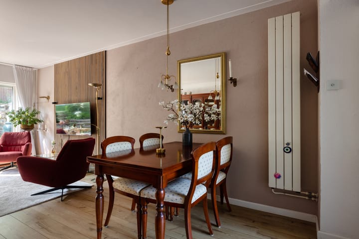 Tussenwoning te koop: Het Binnenhof 9, Weesp