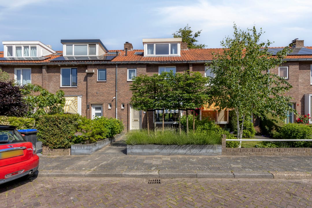 Photo 1 of Heinsiusstraat 17
