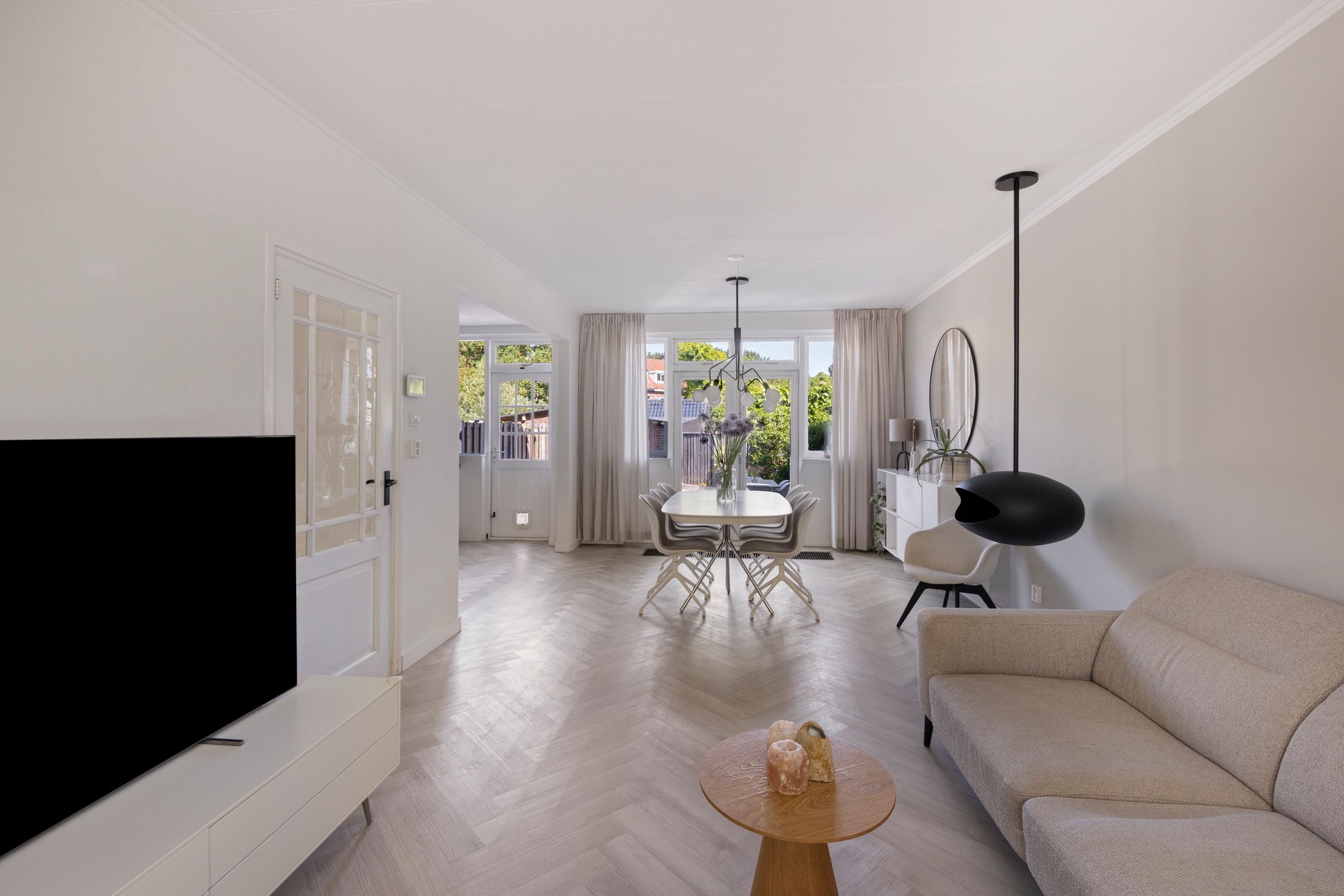 Photo 9 of Heinsiusstraat 17