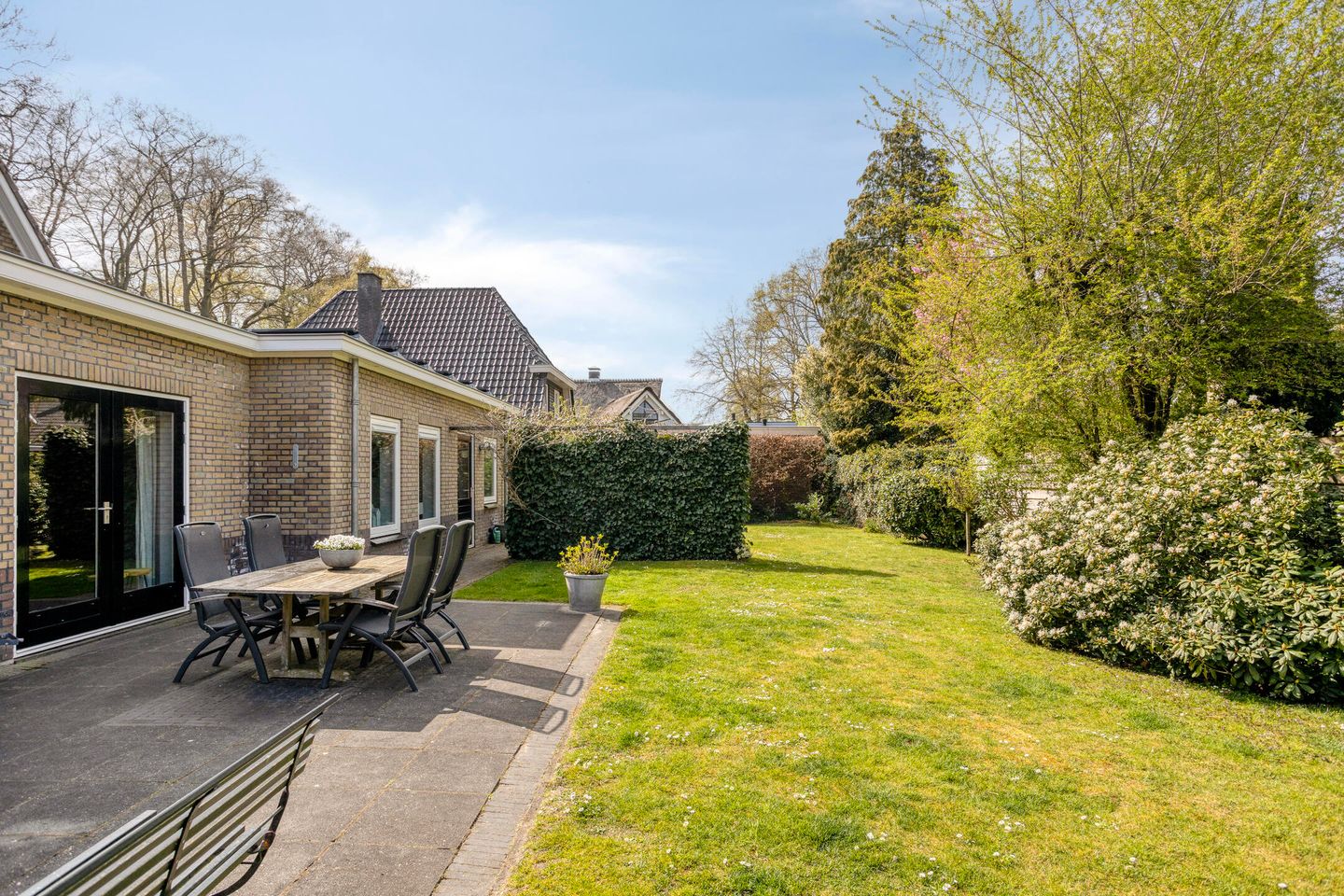 Characterful 1930s Detached Villa with Ground Floor Living in Heerde — 40