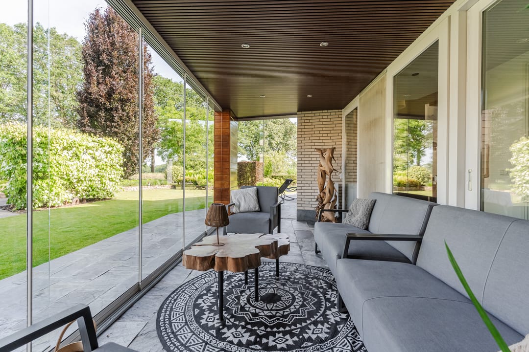 Unique Fan-Shaped Villa with Heated Pool in Premium Villa Park Setting — 46