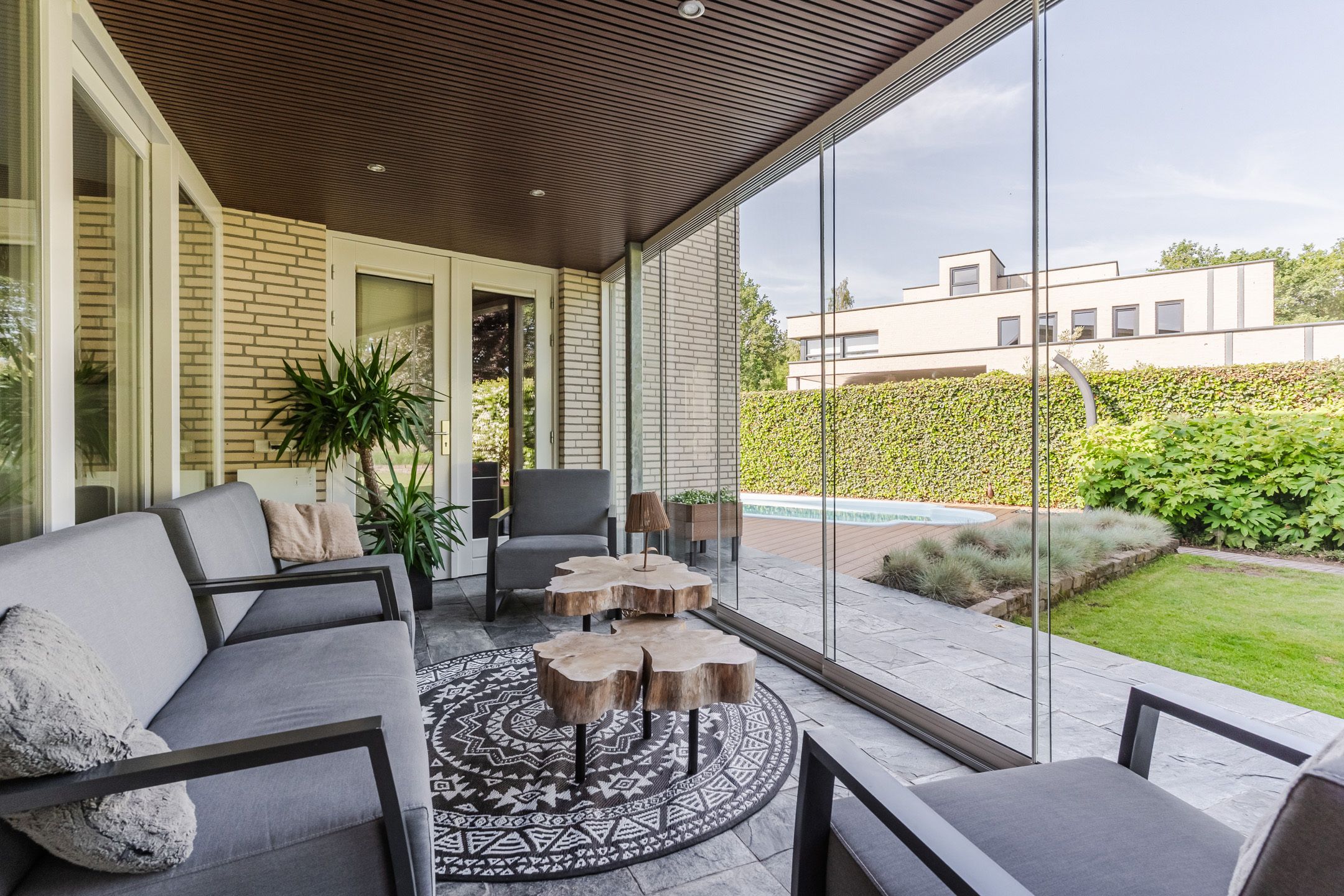 Unique Fan-Shaped Villa with Heated Pool in Premium Villa Park Setting — 45