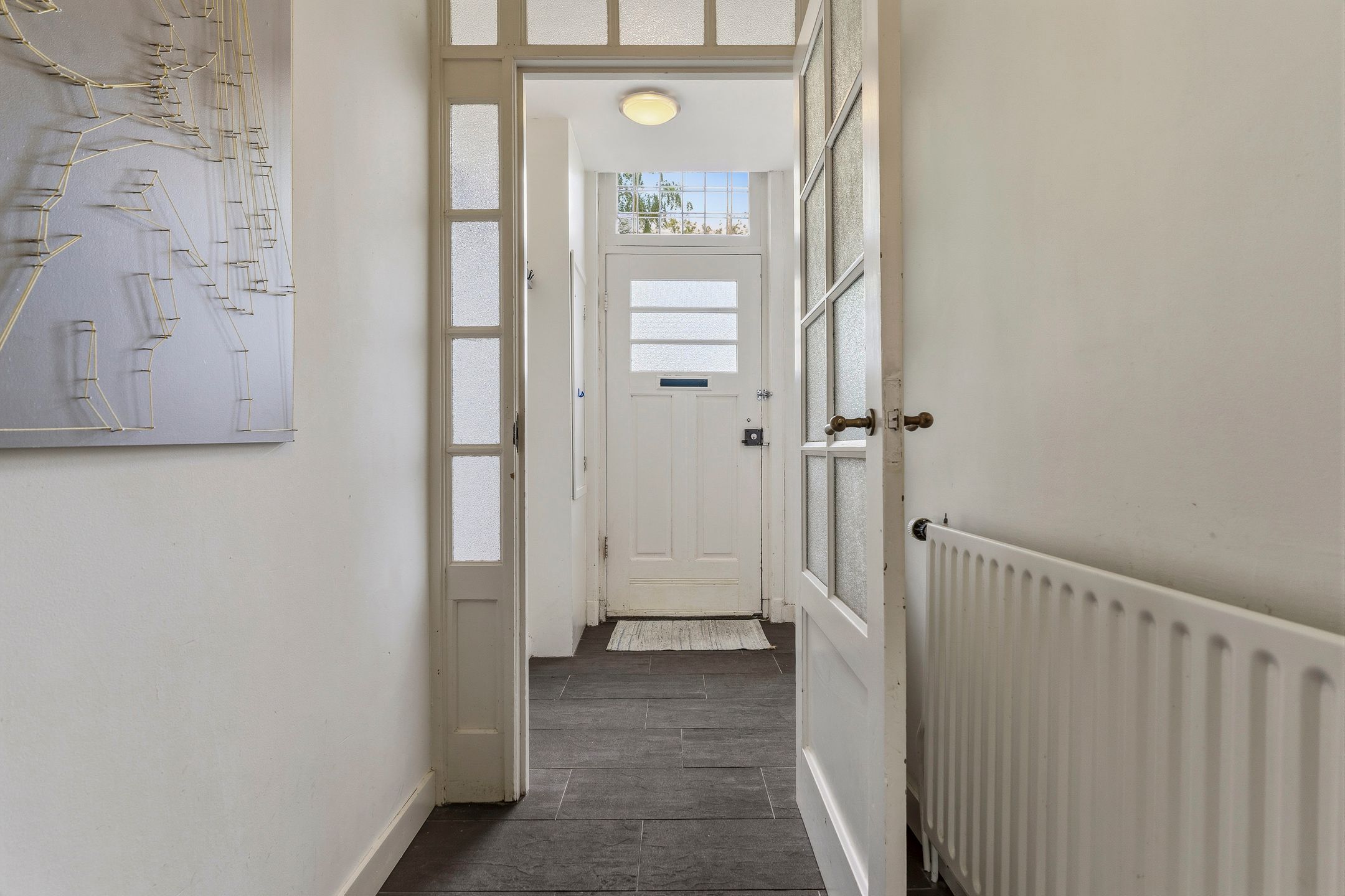 Photo 9 of Ruisdaelstraat 38
