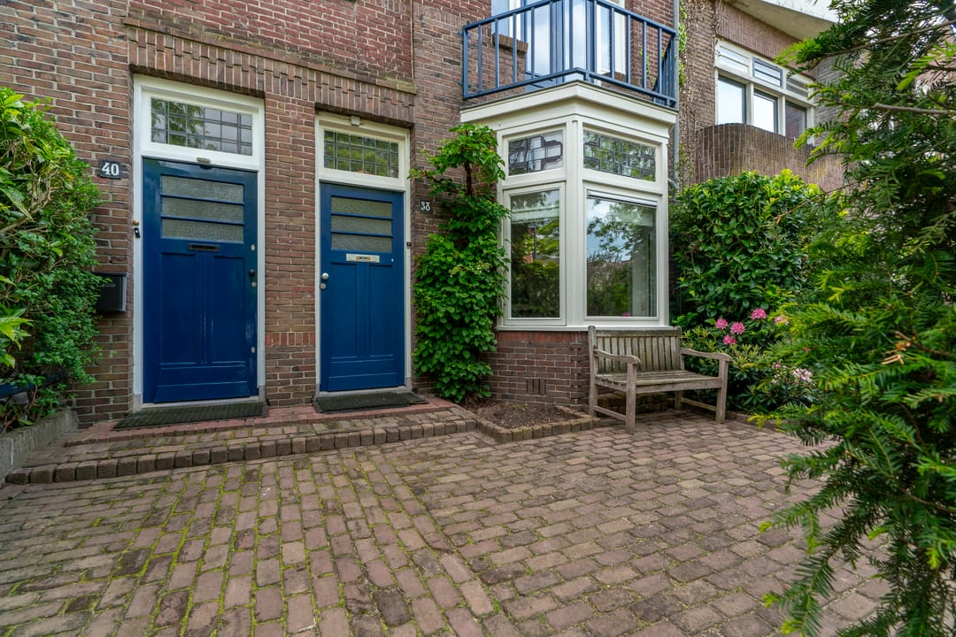 Photo 7 of Ruisdaelstraat 38