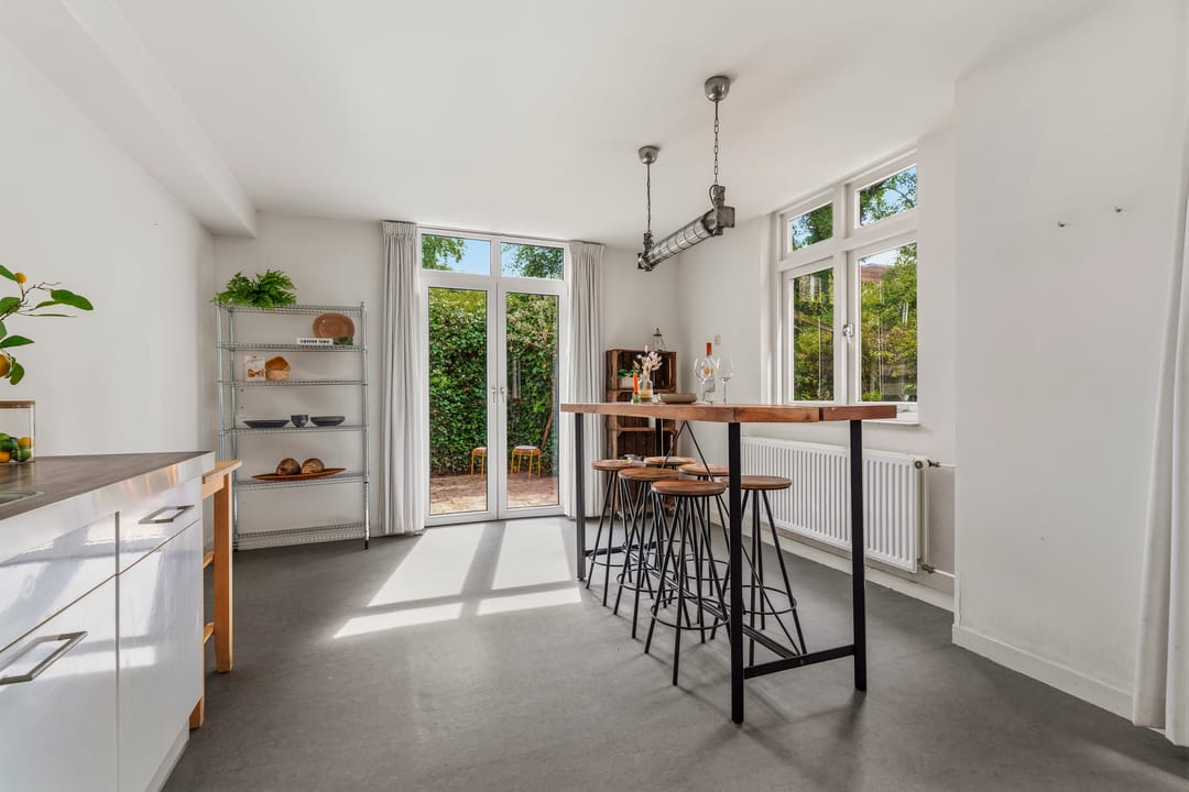 Photo 26 of Ruisdaelstraat 38