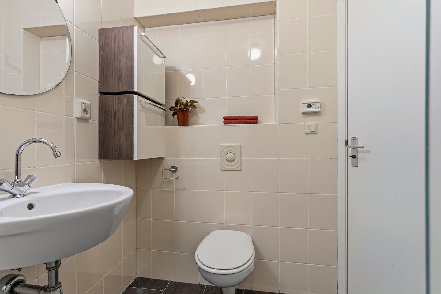 Photo 40 of Ruisdaelstraat 38