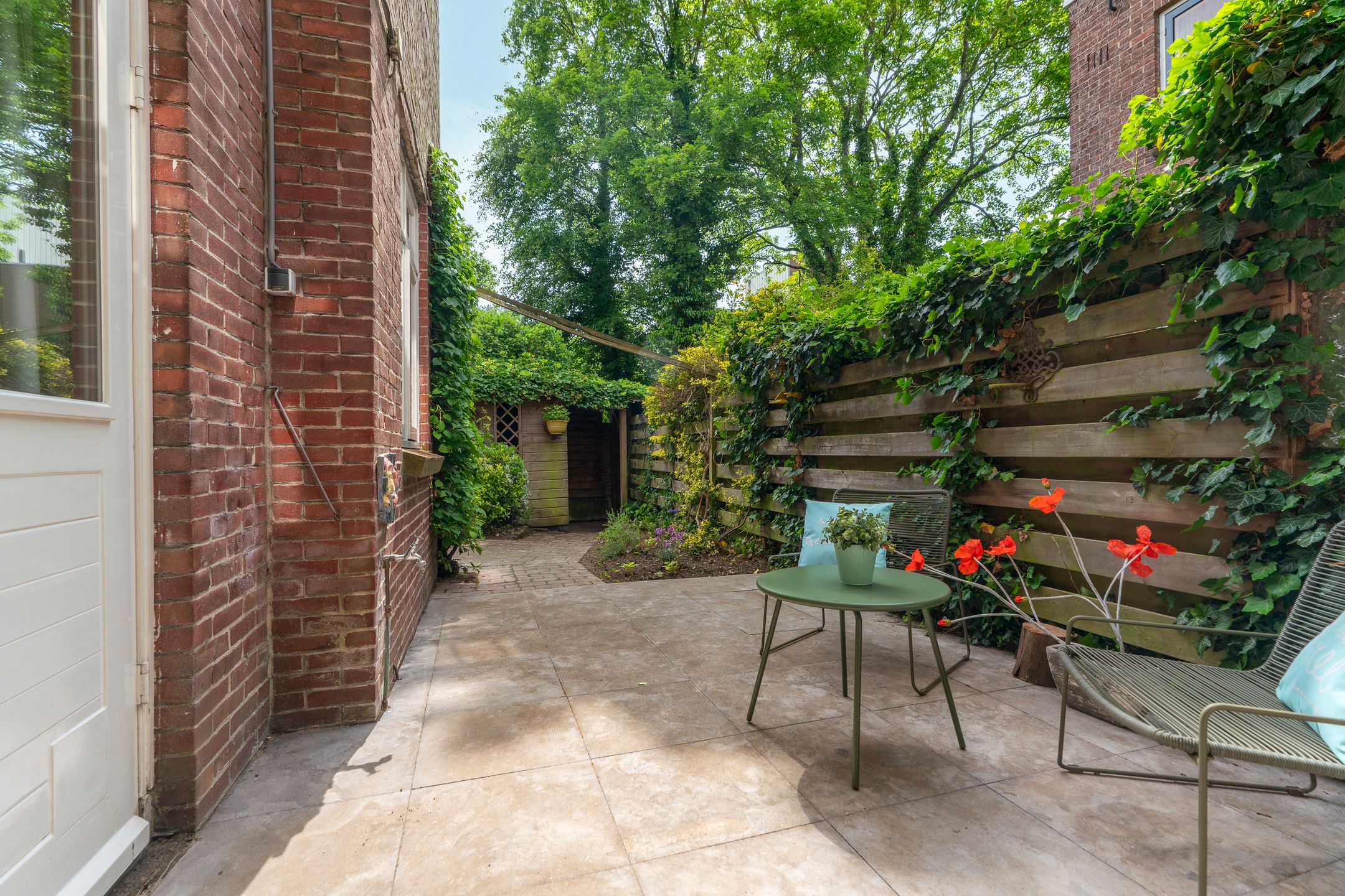 Photo 48 of Ruisdaelstraat 38