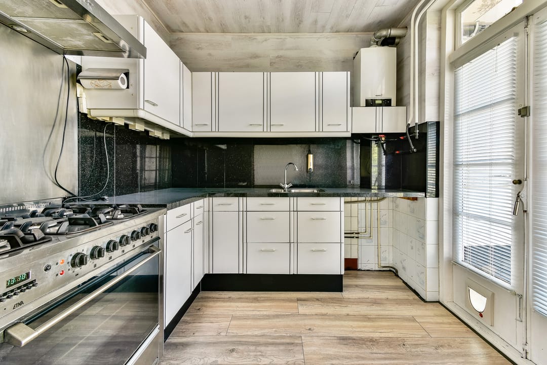 Development Opportunity: Maisonette with Permitted Split Potential in Watergraafsmeer — 7