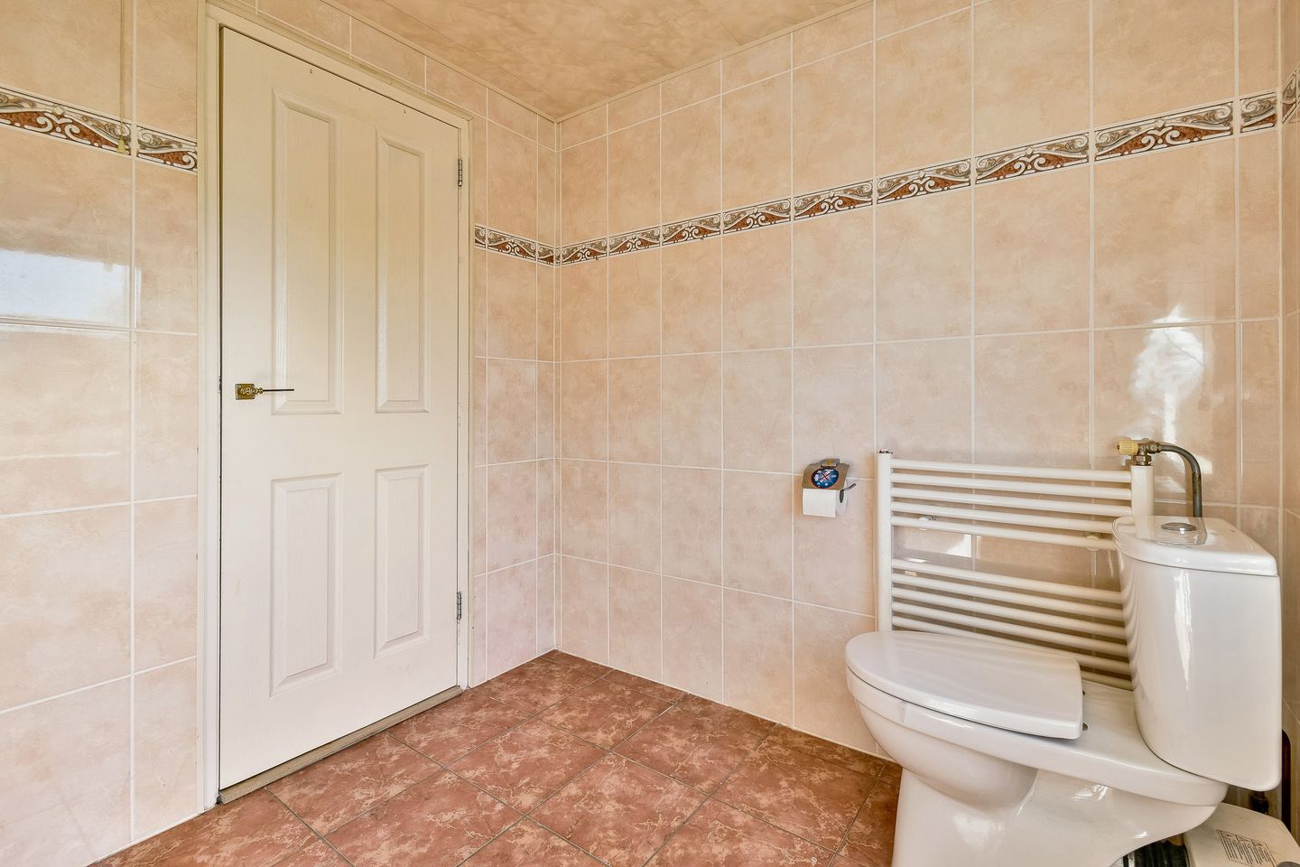 Development Opportunity: Maisonette with Permitted Split Potential in Watergraafsmeer — 19