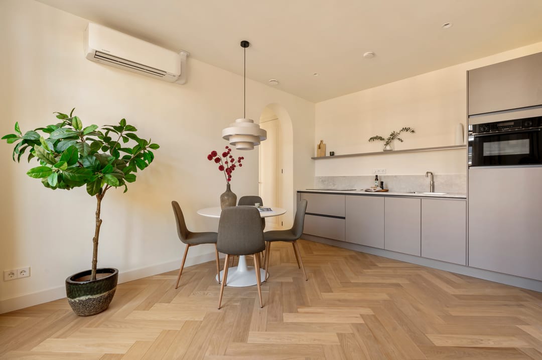 Renovated Apartment with Balcony in Amsterdam-West — 8