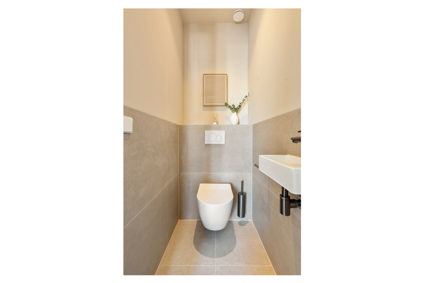 Renovated Apartment with Balcony in Amsterdam-West — 20