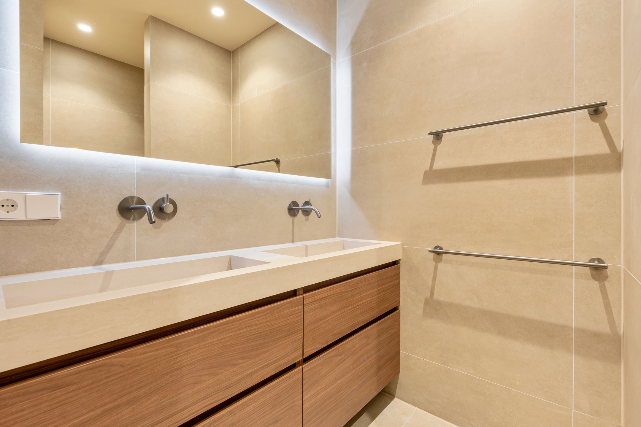 Renovated Apartment with Balcony in Amsterdam-West — 15