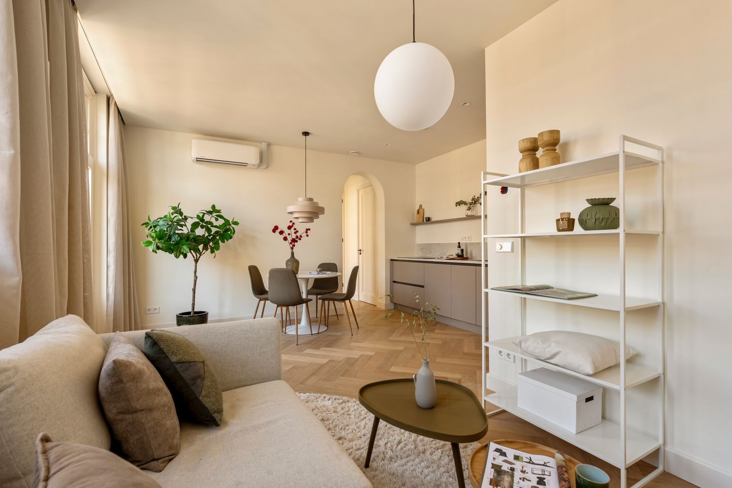 Renovated Apartment with Balcony in Amsterdam-West — 10