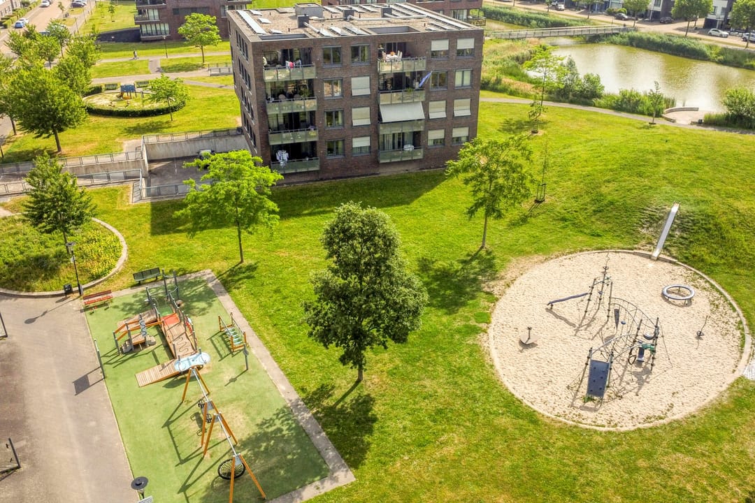 Photo 41 of Bieslookstraat 4