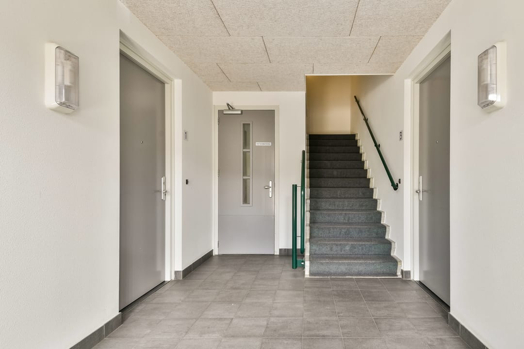 Photo 17 of Schefferstraat 5
