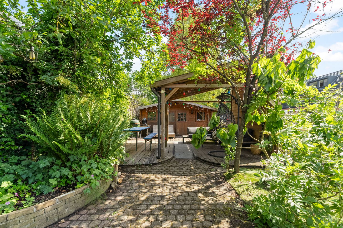 Charming Semi-Detached Home Near Nature with Private Parking — 25