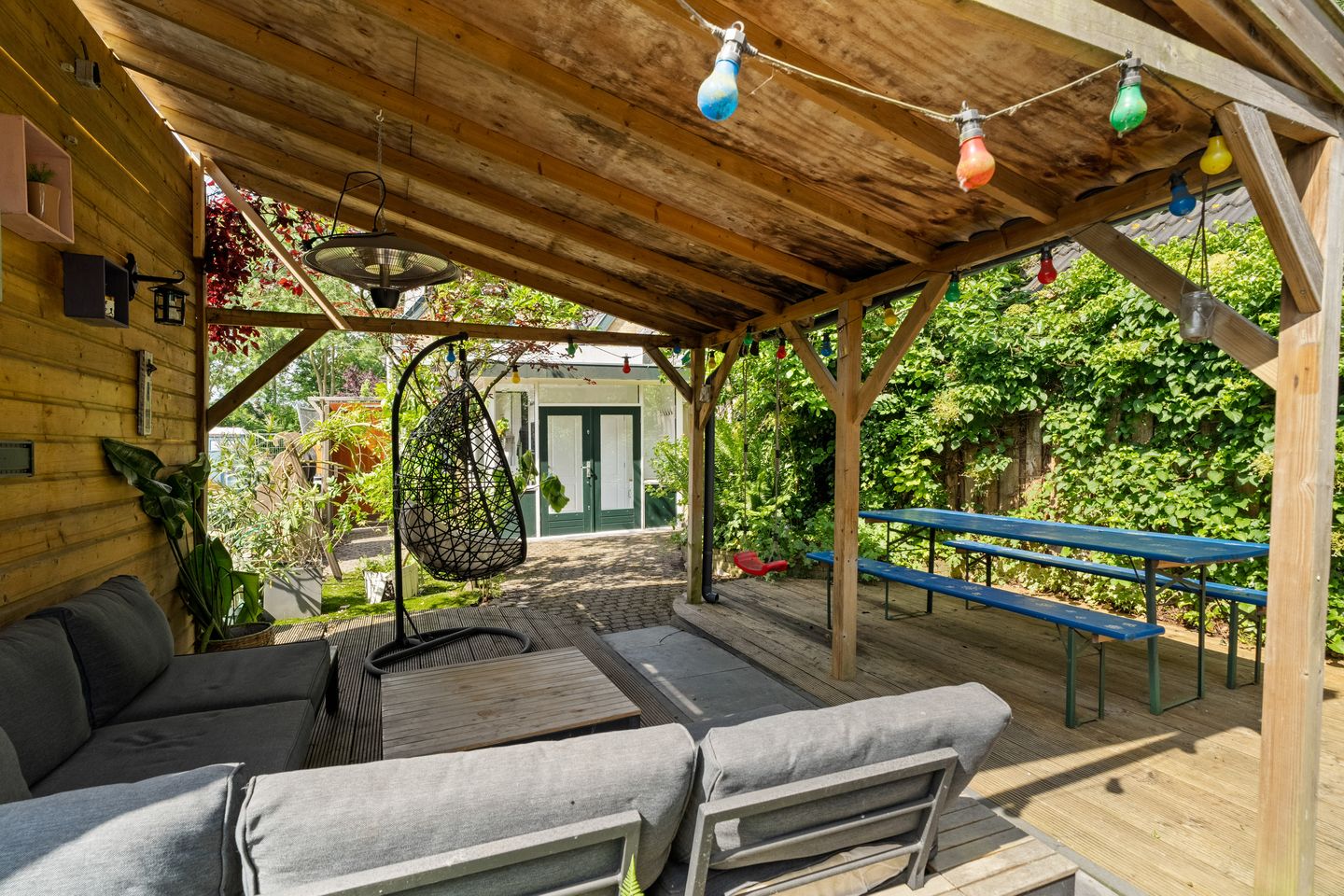 Charming Semi-Detached Home Near Nature with Private Parking — 29