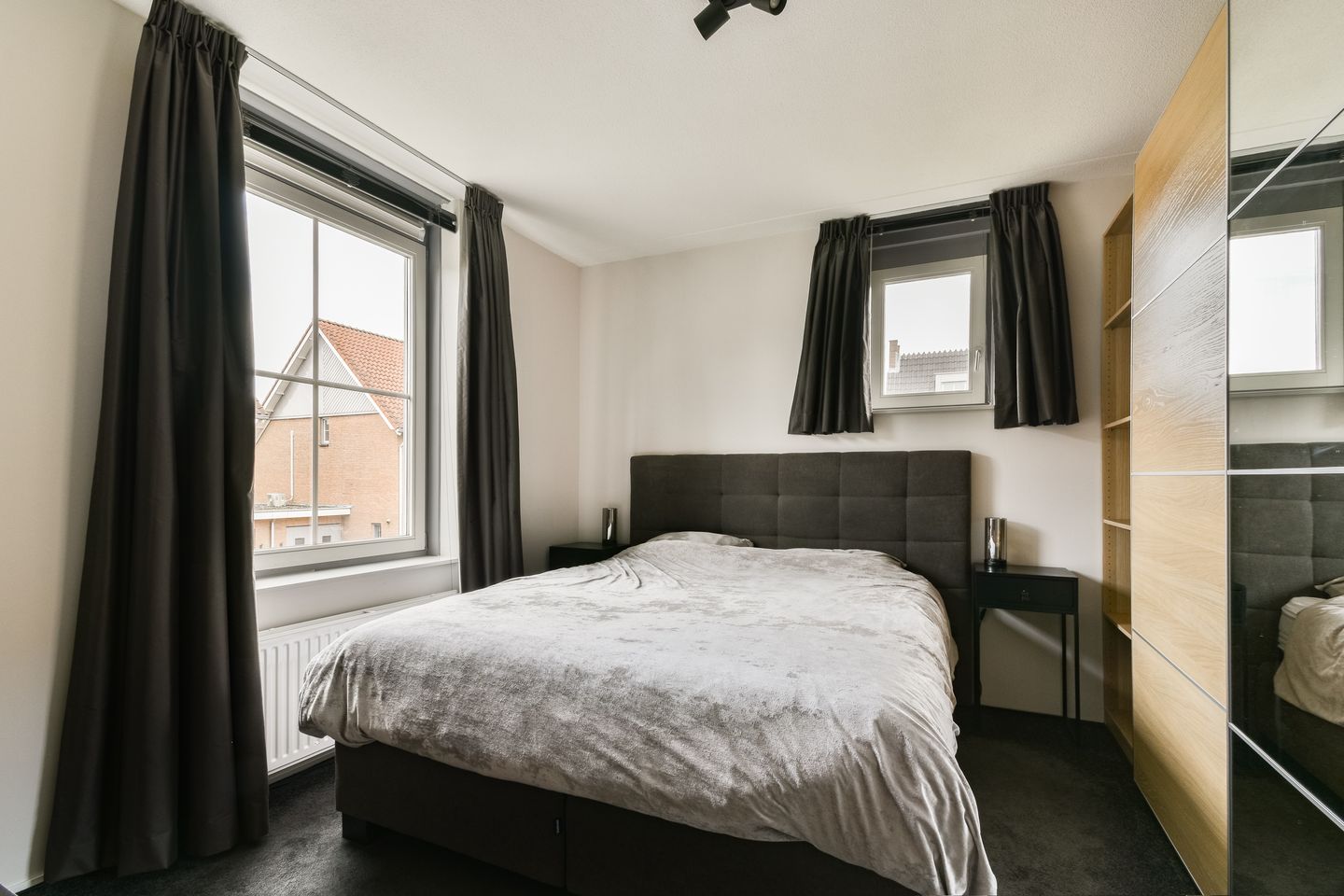 Photo 10 of Schefferstraat 5