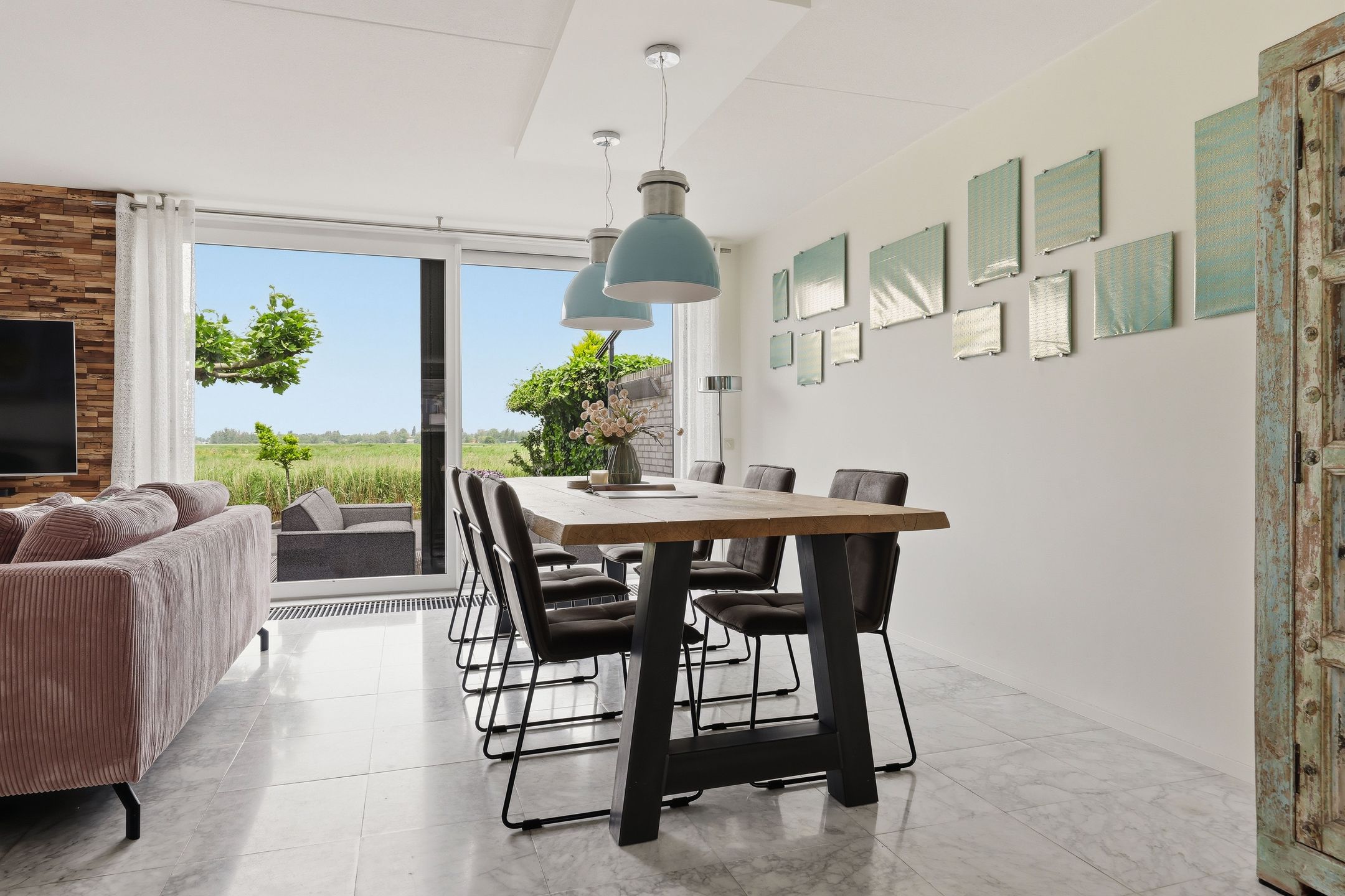 Luxurious Waterfront Semi-Detached Home with Panoramic Meadow Views — 9
