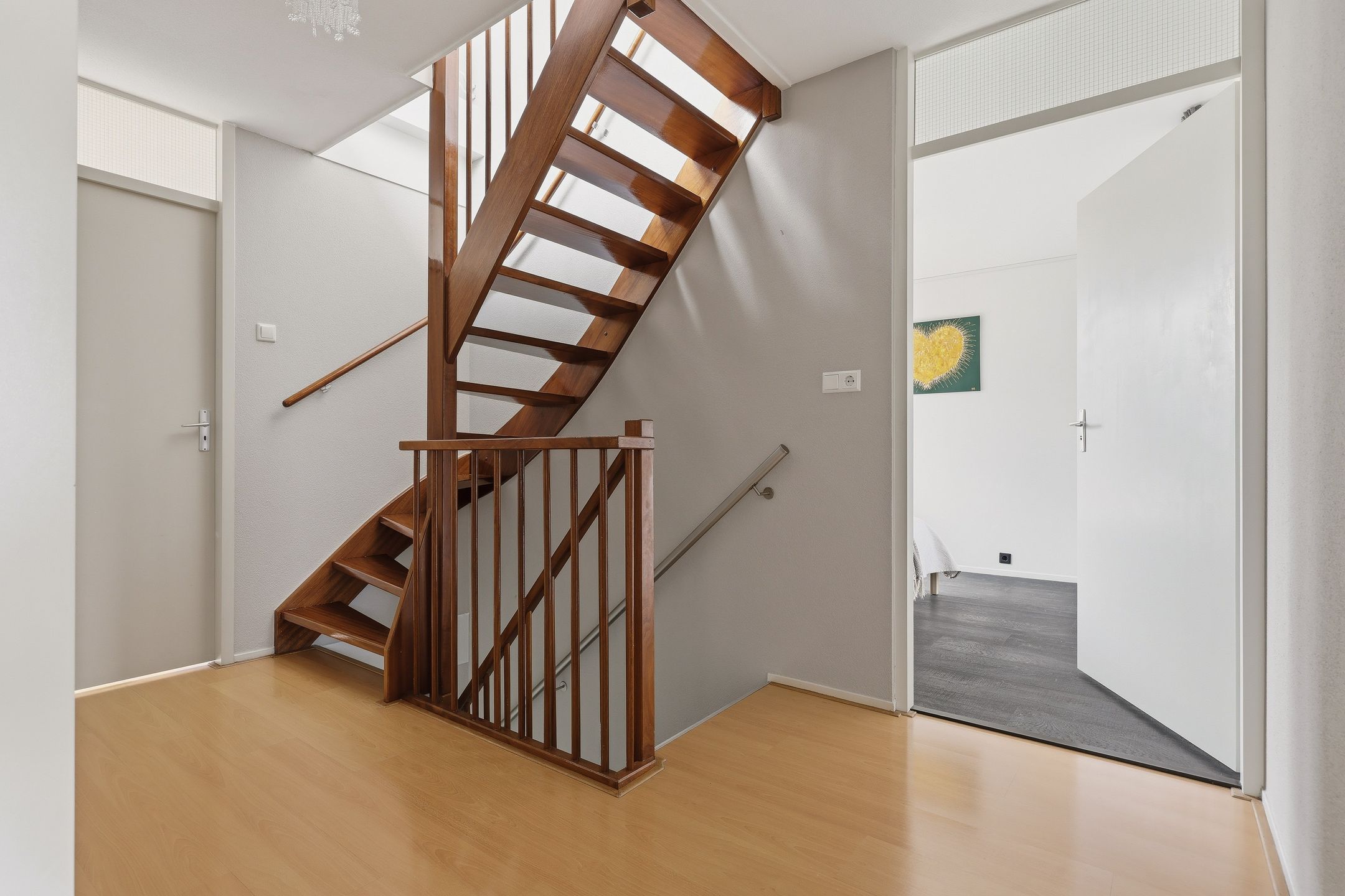 Luxurious Waterfront Semi-Detached Home with Panoramic Meadow Views — 24
