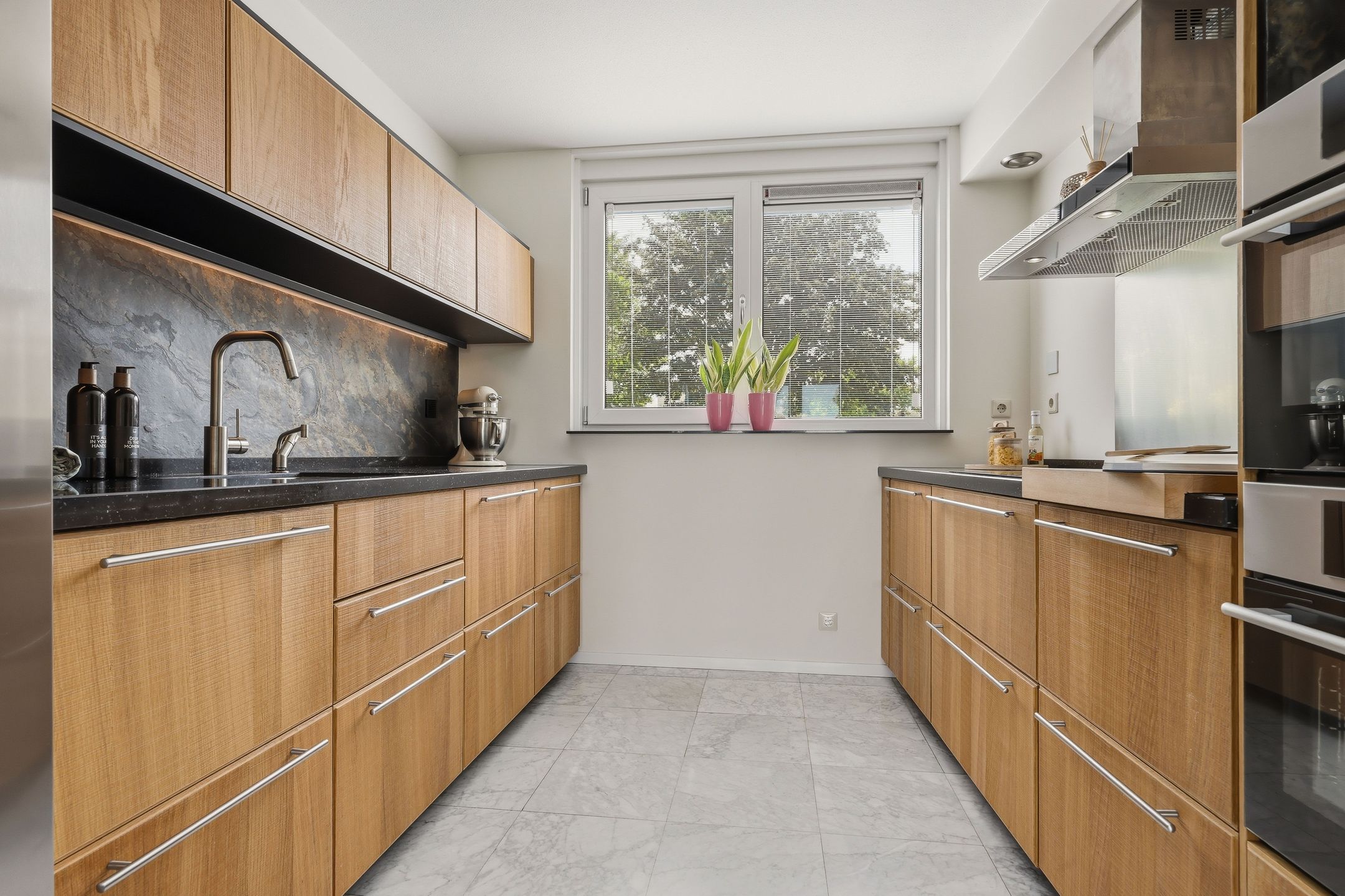 Luxurious Waterfront Semi-Detached Home with Panoramic Meadow Views — 12