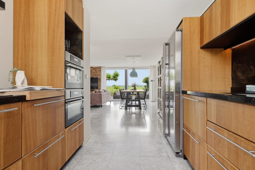 Luxurious Waterfront Semi-Detached Home with Panoramic Meadow Views — 11