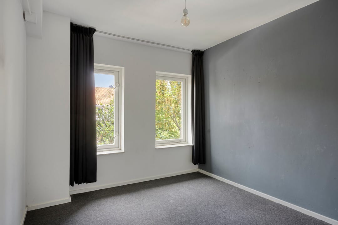Spacious 1950s Maisonnette with Three Bedrooms in Eindhoven's Tuindorp — 23