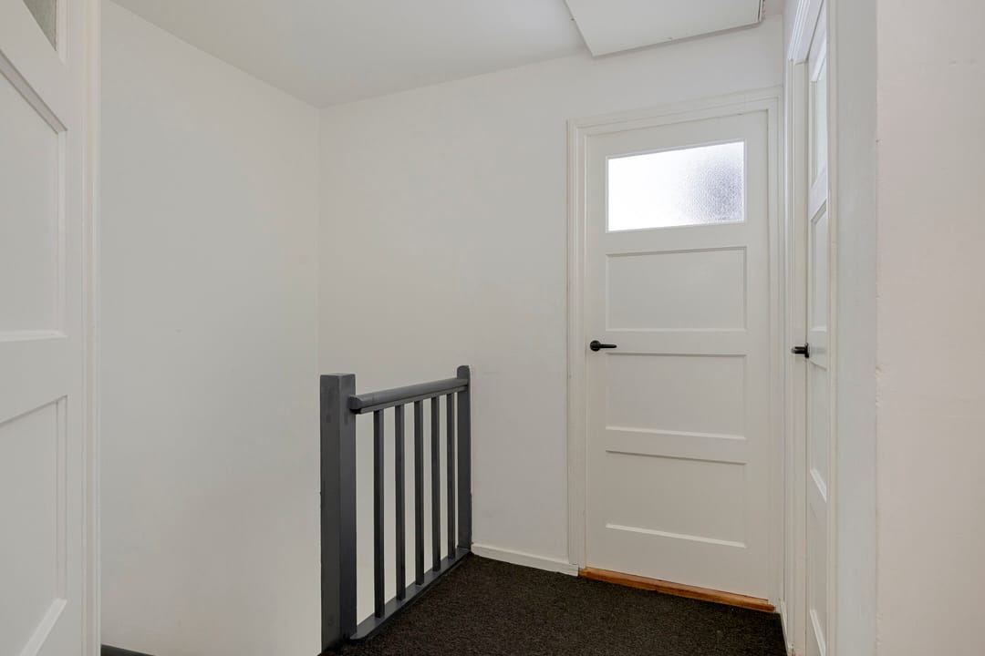 Spacious 1950s Maisonnette with Three Bedrooms in Eindhoven's Tuindorp — 17