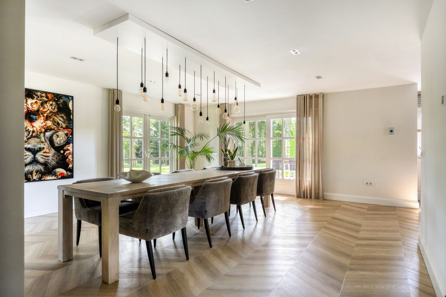 Exclusive Scandinavian Design Villa with Pool, Wellness and Guest House — 20