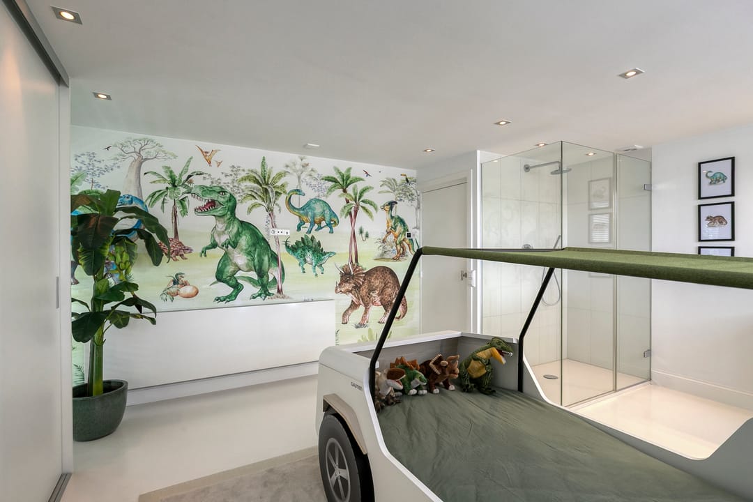 Exclusive Scandinavian Design Villa with Pool, Wellness and Guest House — 43