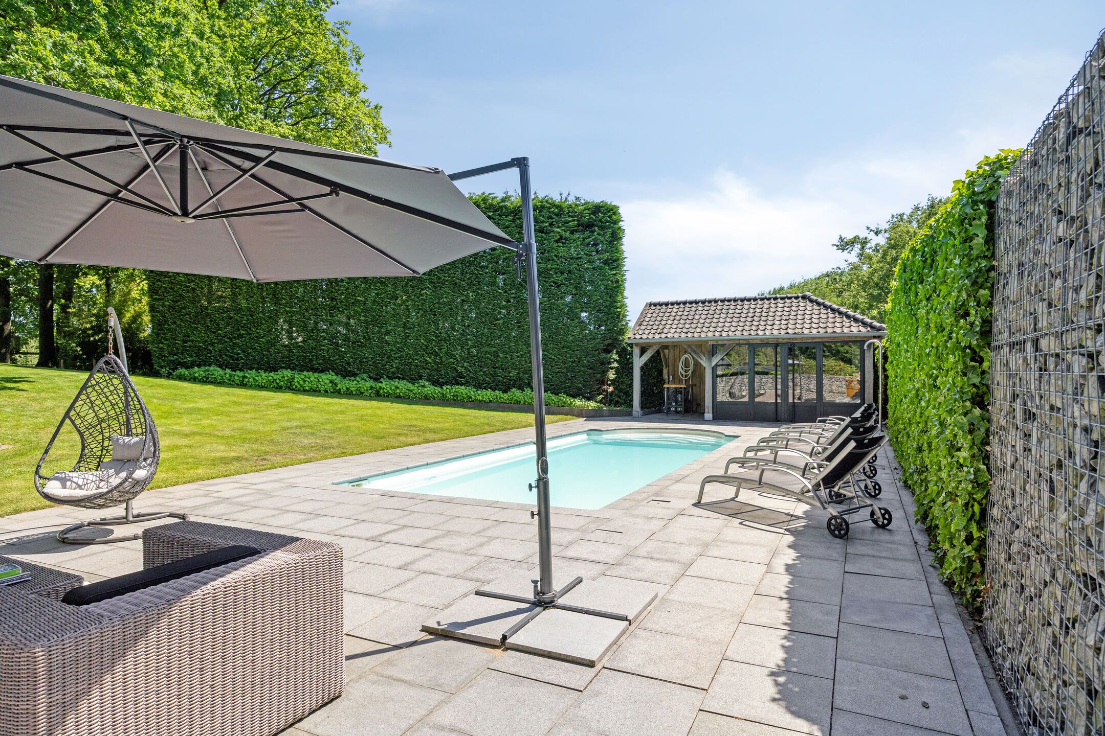 Exclusive Scandinavian Design Villa with Pool, Wellness and Guest House — 69