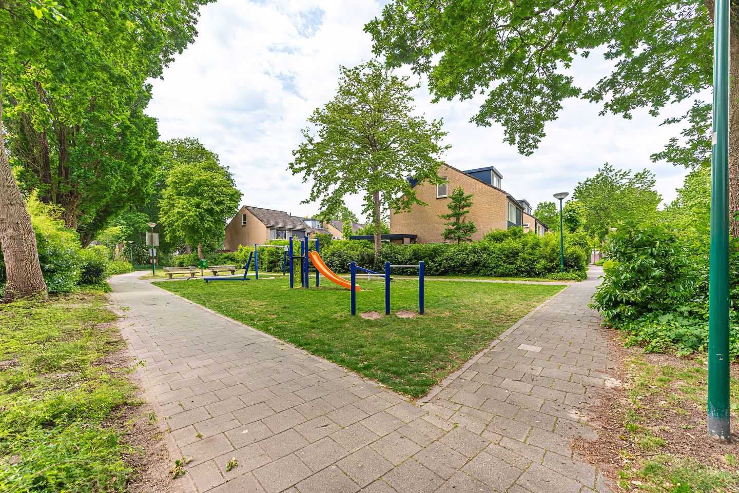 Foto 40 van van Hamelstraat 25