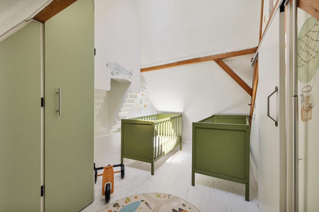 Unique Loft Apartment with Spacious Rooftop Terrace in Monumental Canal Building — 37