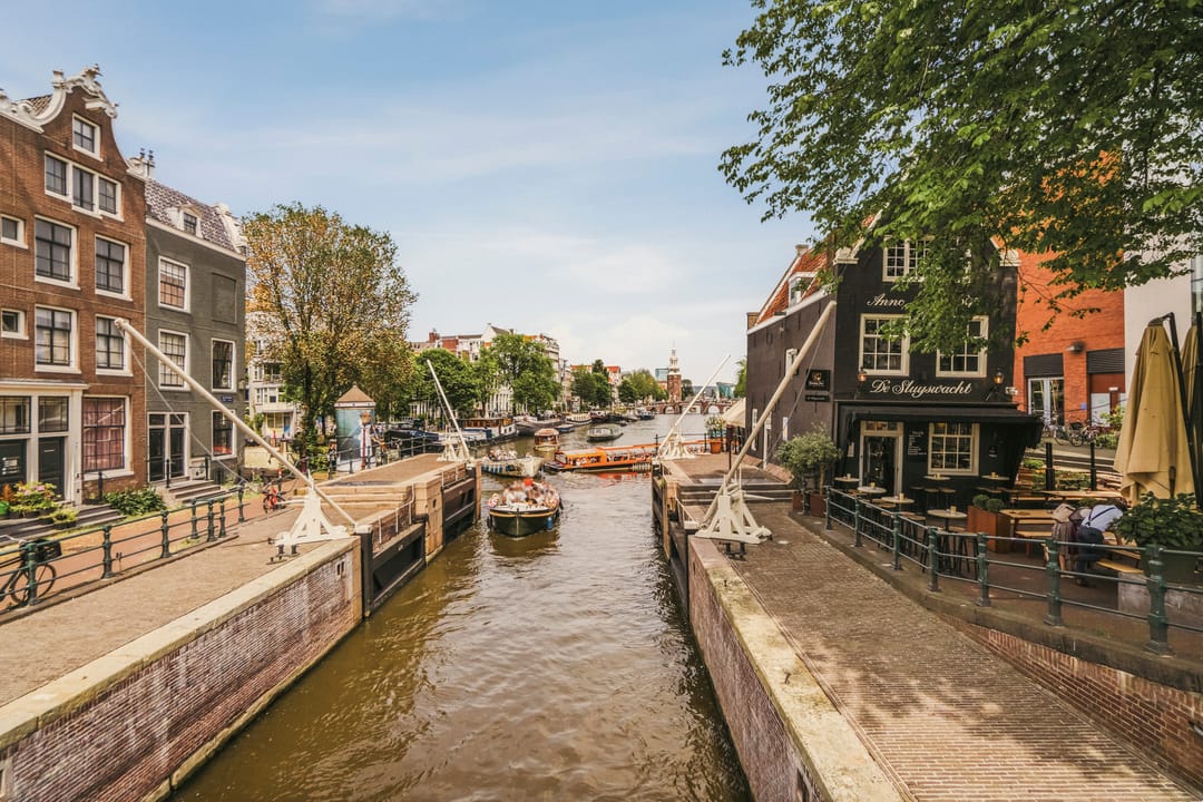 Foto 41 van Jodenbreestraat 16-D