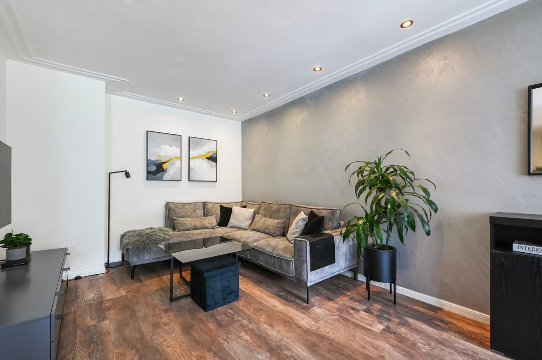 Photo 8 of van Alphenstraat 22
