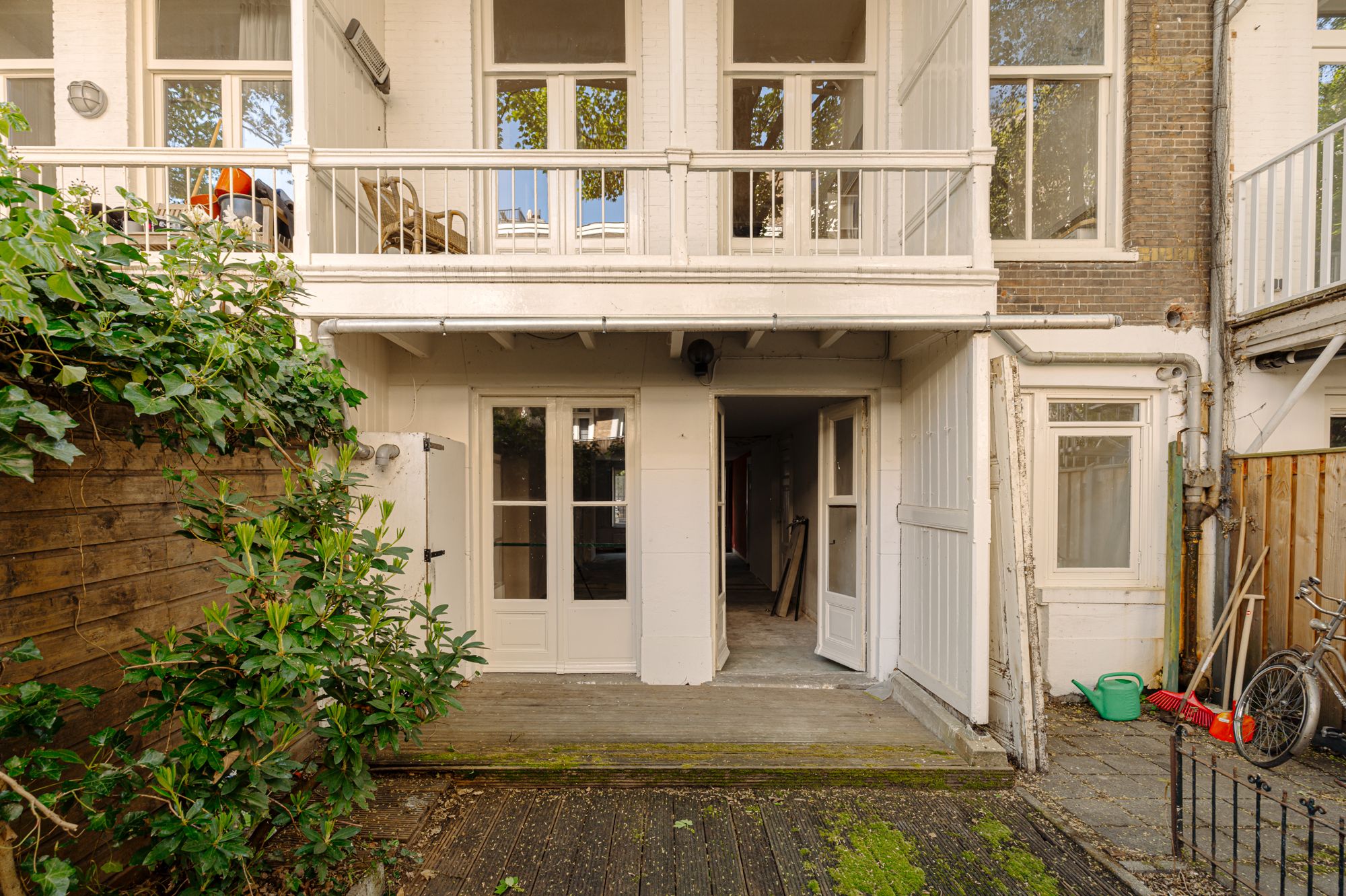 Characterful Double Ground-Floor Apartment with Garden in Amsterdam Oost — 30