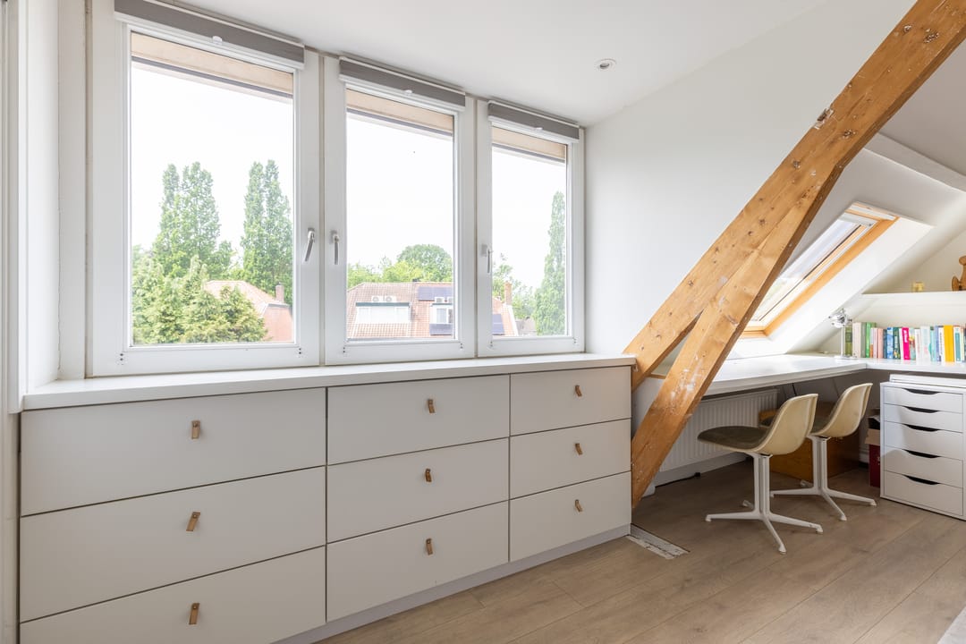 Spacious Family Villa in Protected Het Spiegel Neighborhood of Bussum — 37