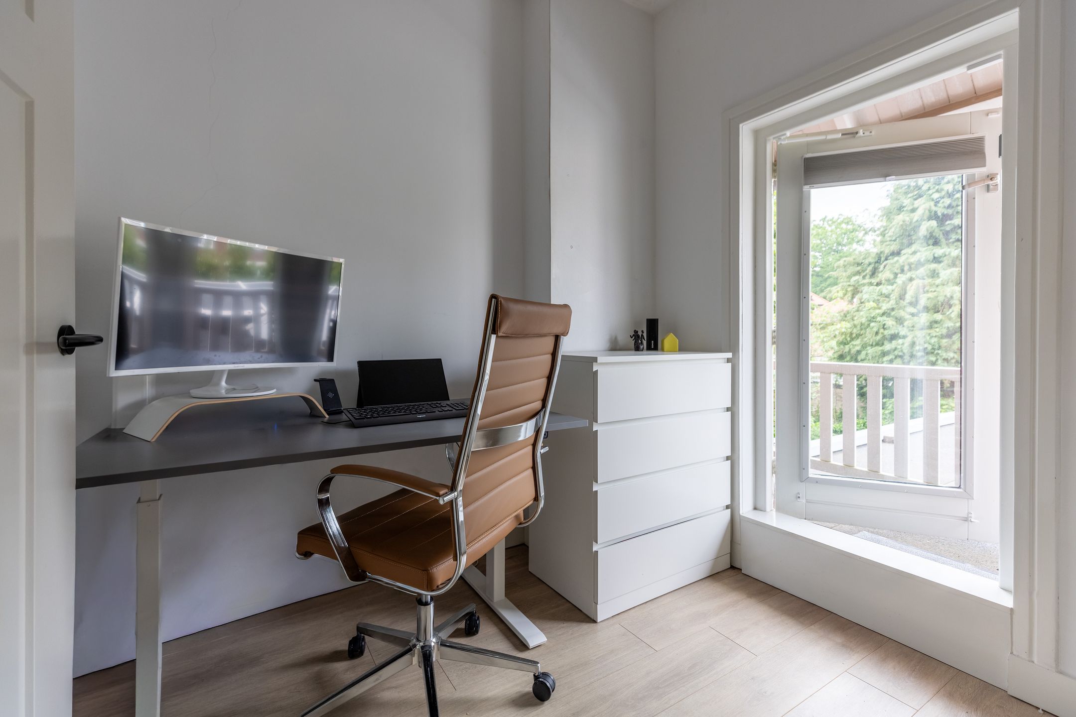 Spacious Family Villa in Protected Het Spiegel Neighborhood of Bussum — 30