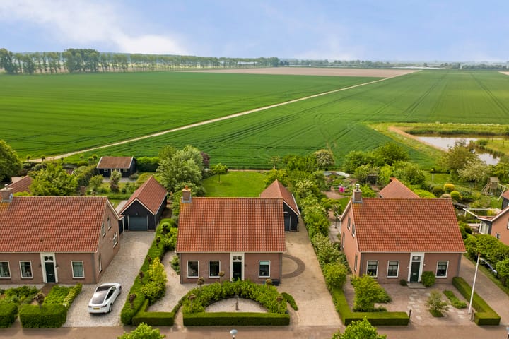 Photo 2 of Provincialeweg 15-B