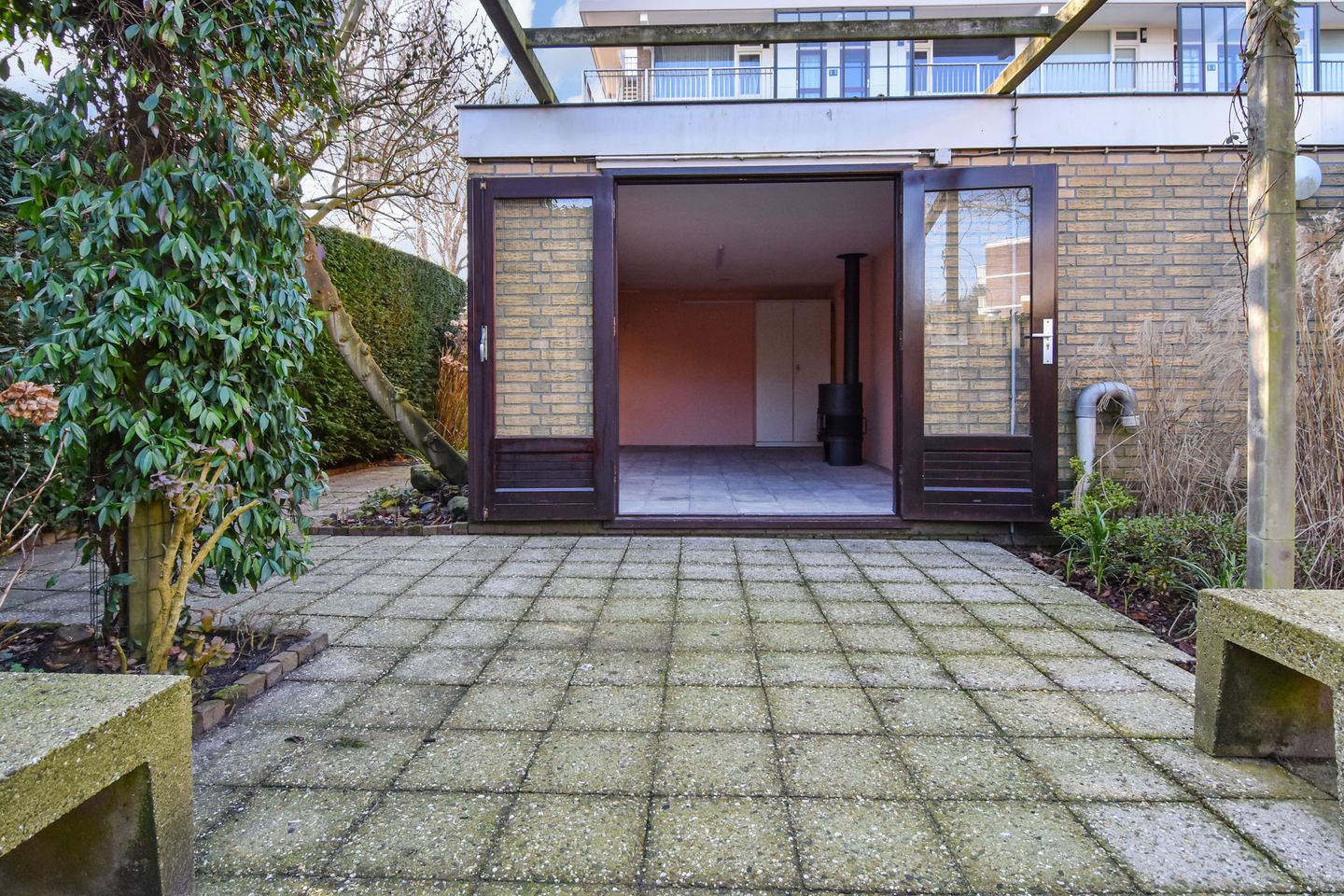 Spacious Corner House with Full Basement in Waldeck, The Hague — 19