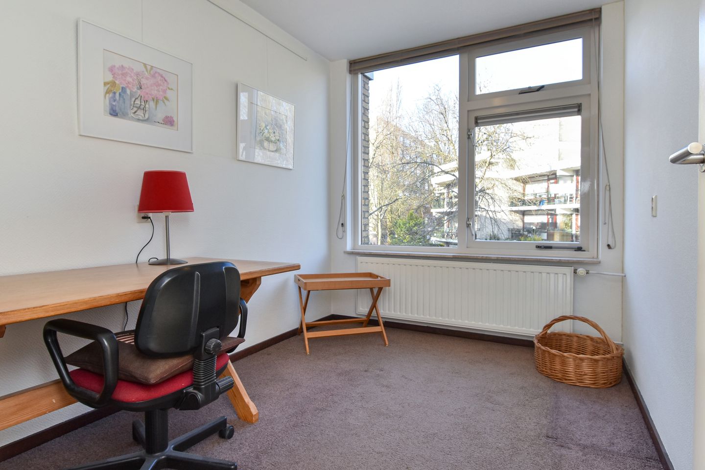 Spacious Corner House with Full Basement in Waldeck, The Hague — 14