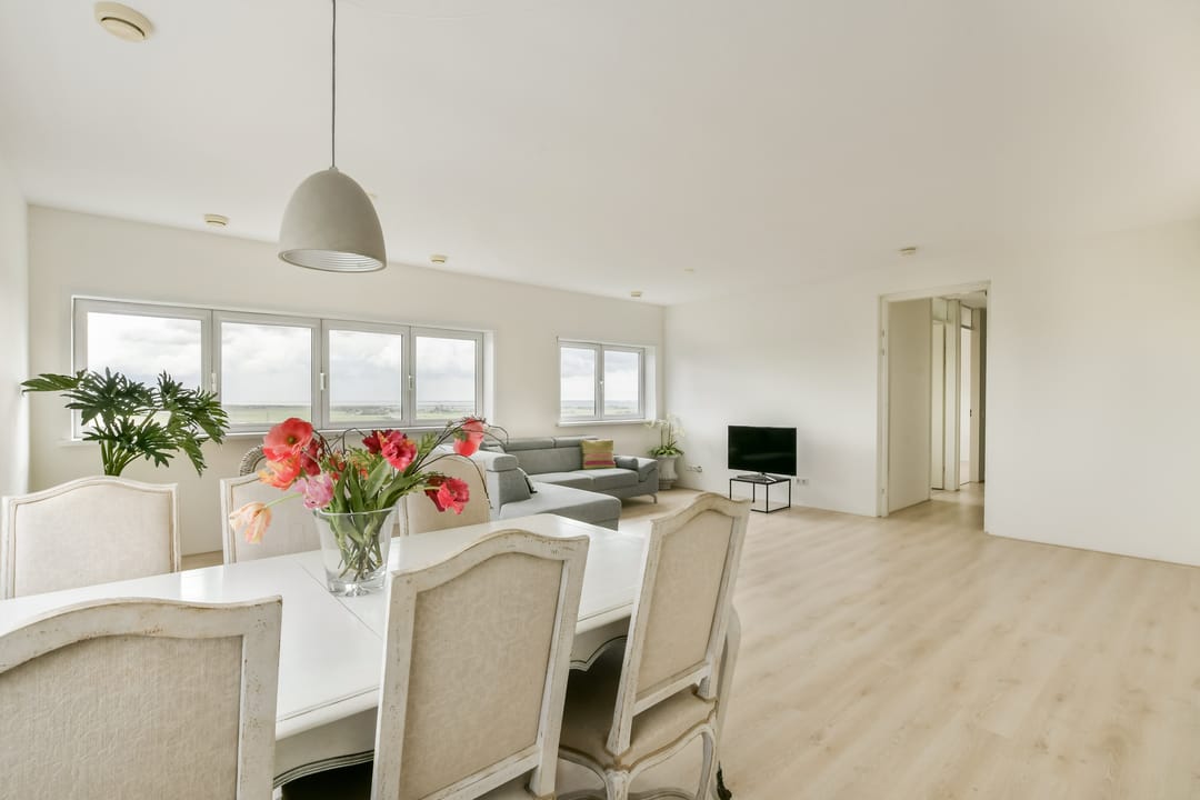 Stunning 19th Floor Apartment with Panoramic Green Views in Amsterdam Noord — 8