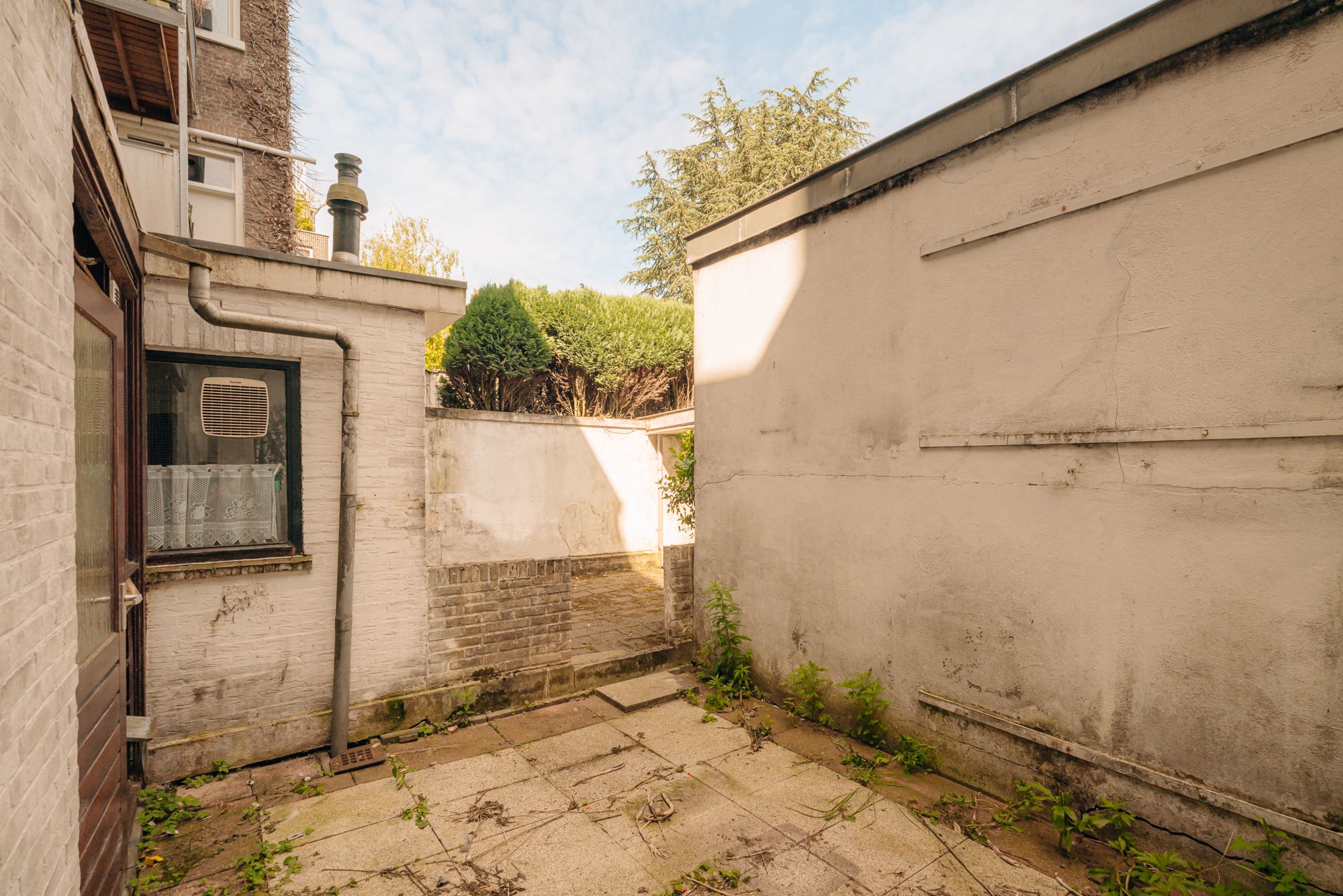 Renovation Opportunity in the Heart of the Jordaan with Private Courtyard — 9