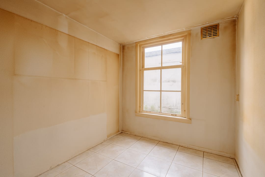 Renovation Opportunity in the Heart of the Jordaan with Private Courtyard — 16