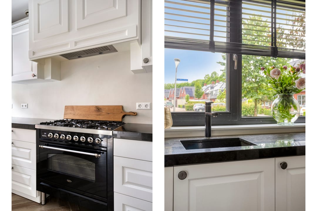 Spacious Corner Home with Premium Finishes and Sunny Garden Canopy — 23