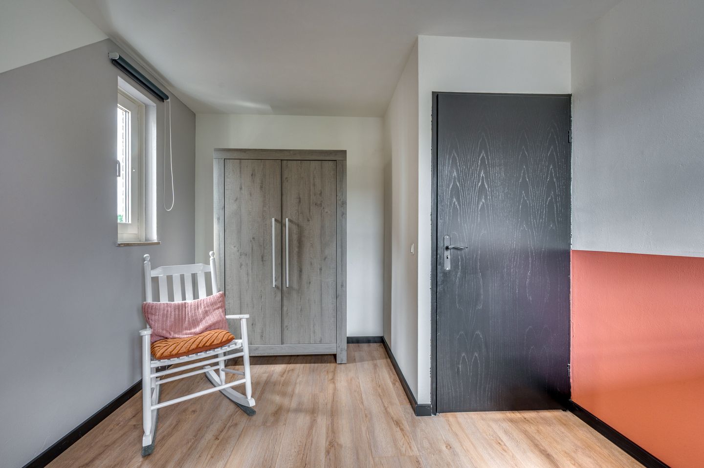 Spacious Detached Home with South-Facing Garden and Carport in Quiet Village Setting — 44