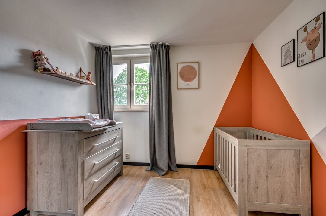 Spacious Detached Home with South-Facing Garden and Carport in Quiet Village Setting — 43